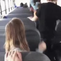 타격감이 느껴지는 짤